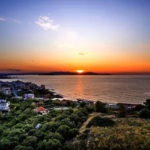 Apartment Dreamy View